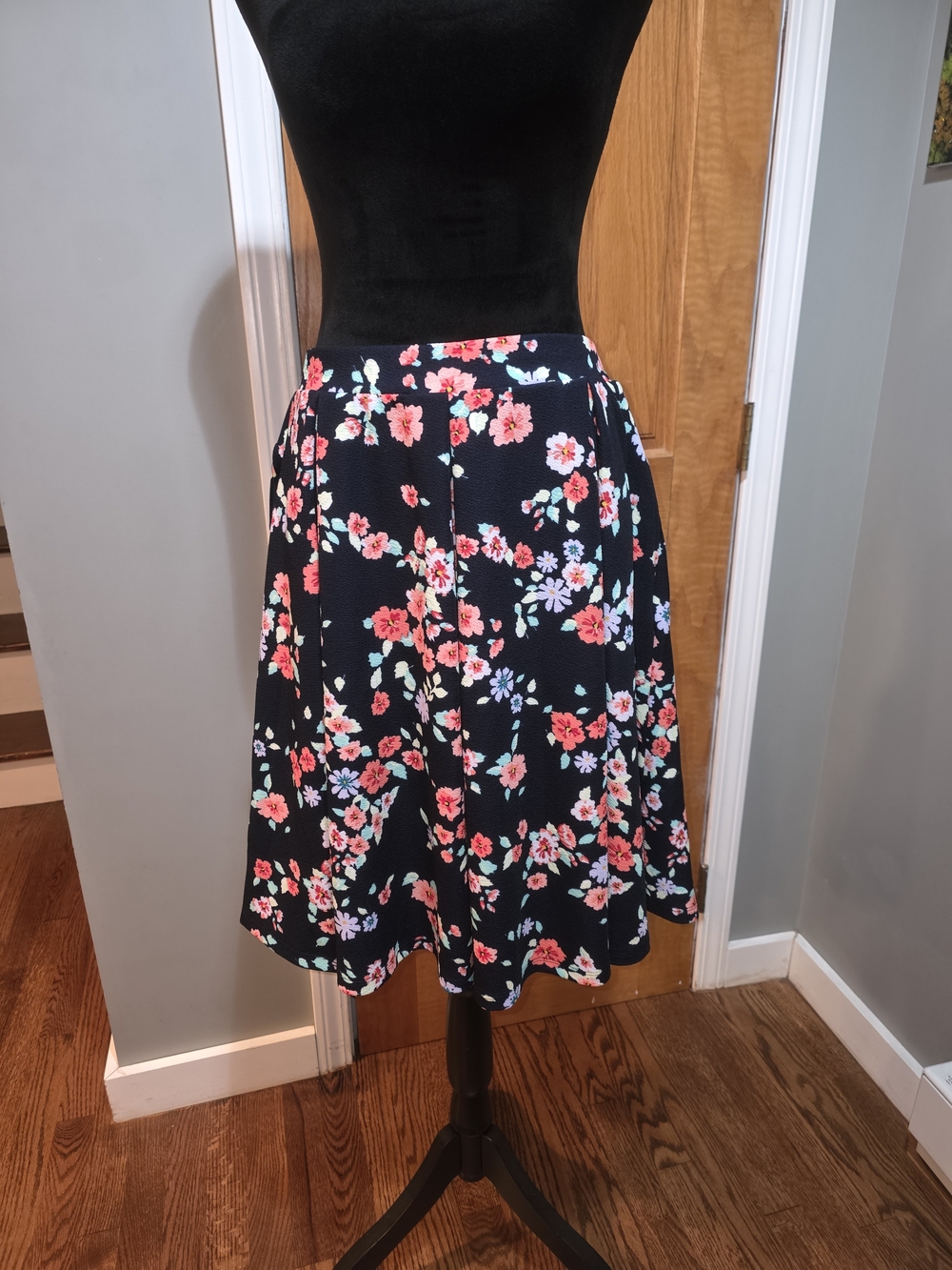 LuLaRoe Black Circle Skirt with Coral & Light Pink Floral Print